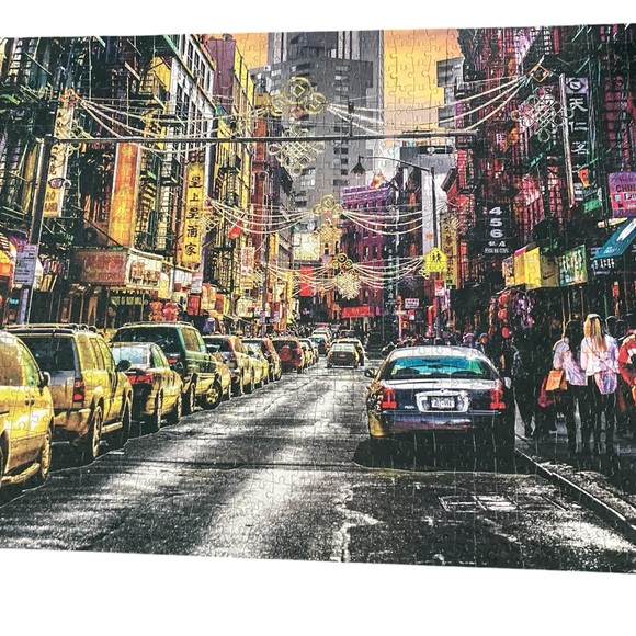 1000 Pixels Puzzle Mott Street Chinatown by Artist Chris Lord 27” x 20” Hasbro - Picture 5 of 5